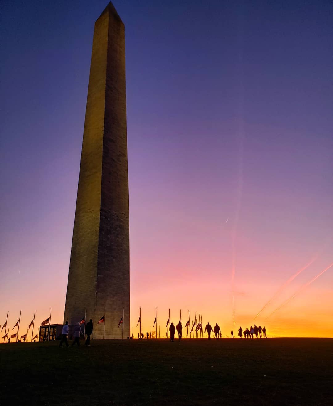 Sunsets in DC are gorgeous travel explore adventure beautiful travelpics travelphotography tr…