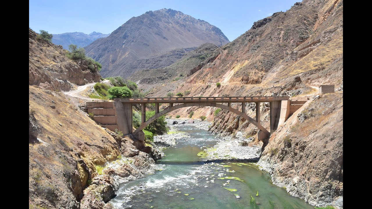 HIKING THE WORLD39S SECOND DEEPEST CANYON Colca Canyon Trek