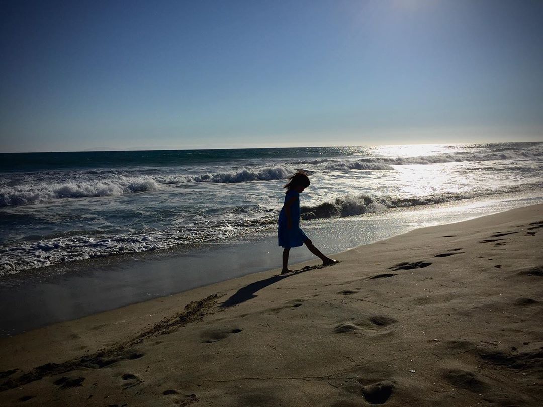 Kid water happy kid ……………..beach kidsatbeach sunset kidphotograph…