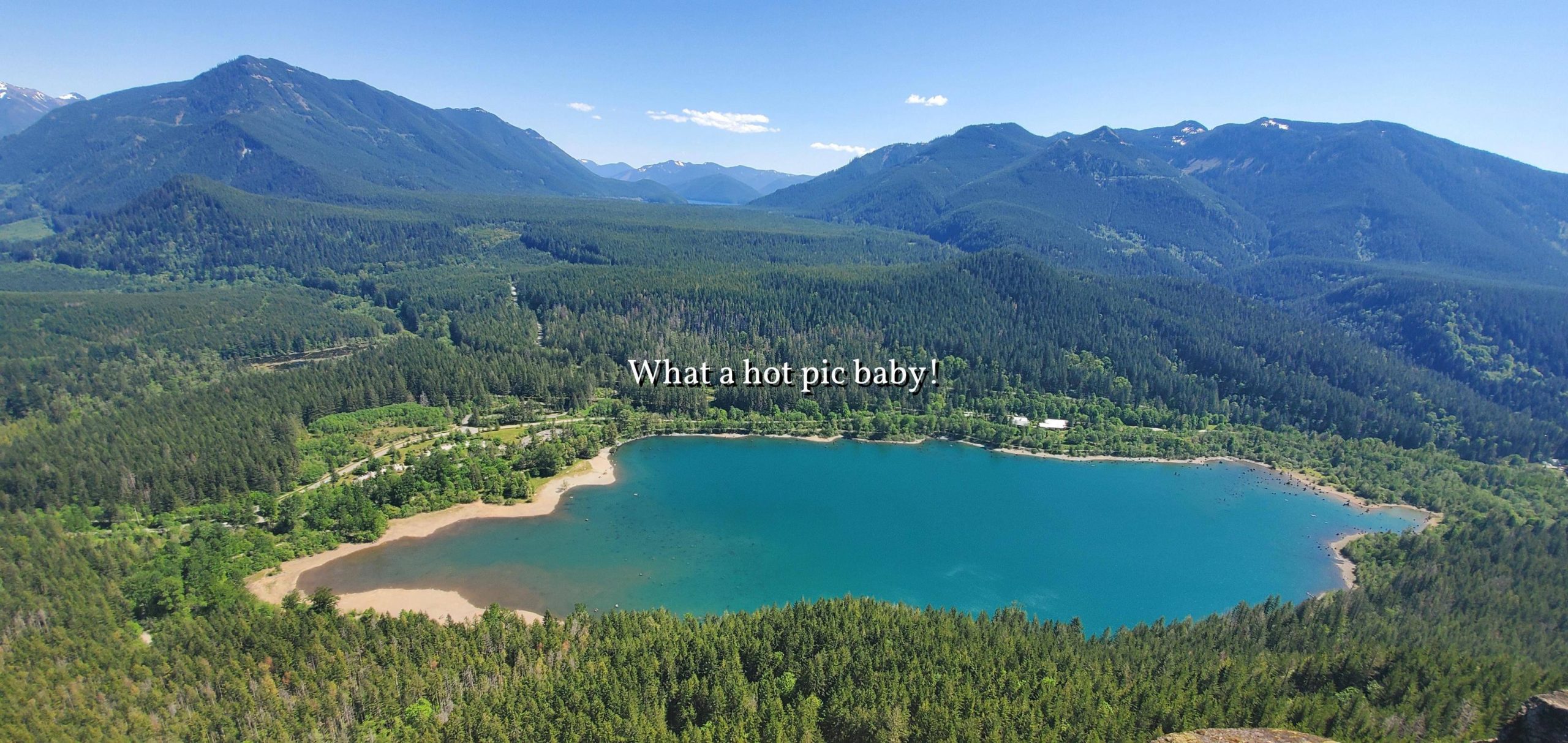 Rattlesnake Ledge, the most popular hiking spot in Seattle, Washington area. 4ml RT with amazing view