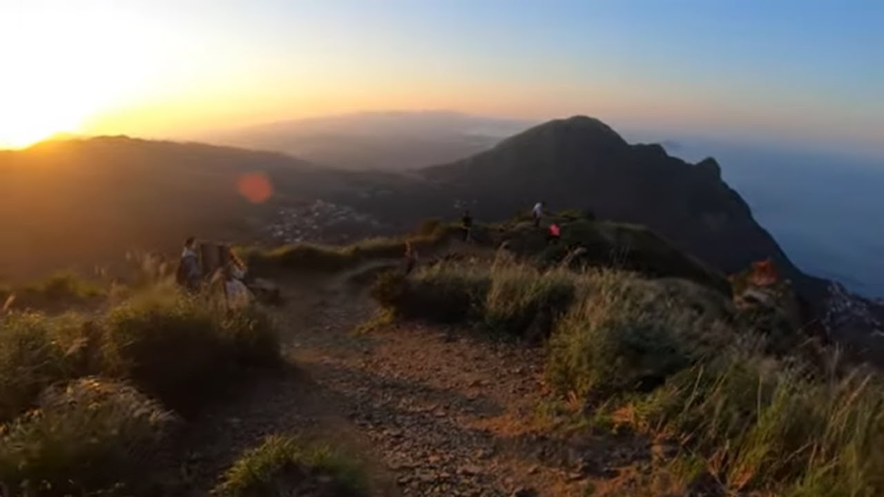 Hiking Teapot Mountain in Taiwan at Sunset January 3, 2020