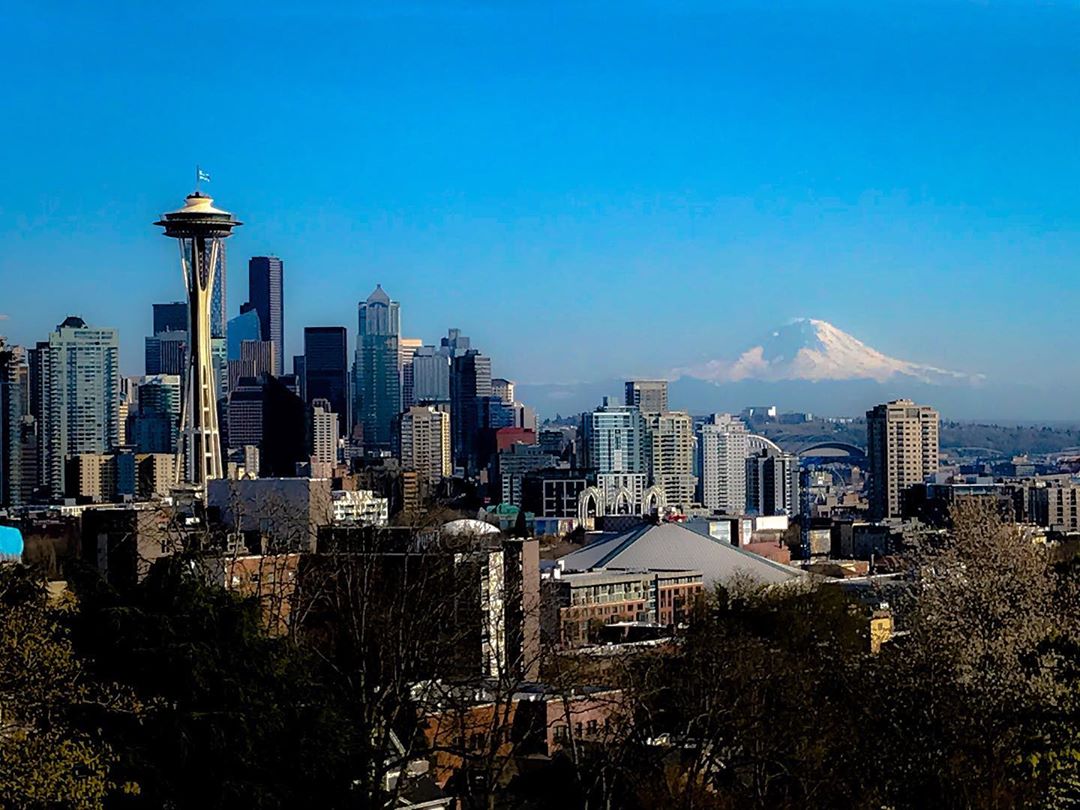 A perfect view of Mt. Rainer We couldnt be having better PNW weather washhands socialdistancin…