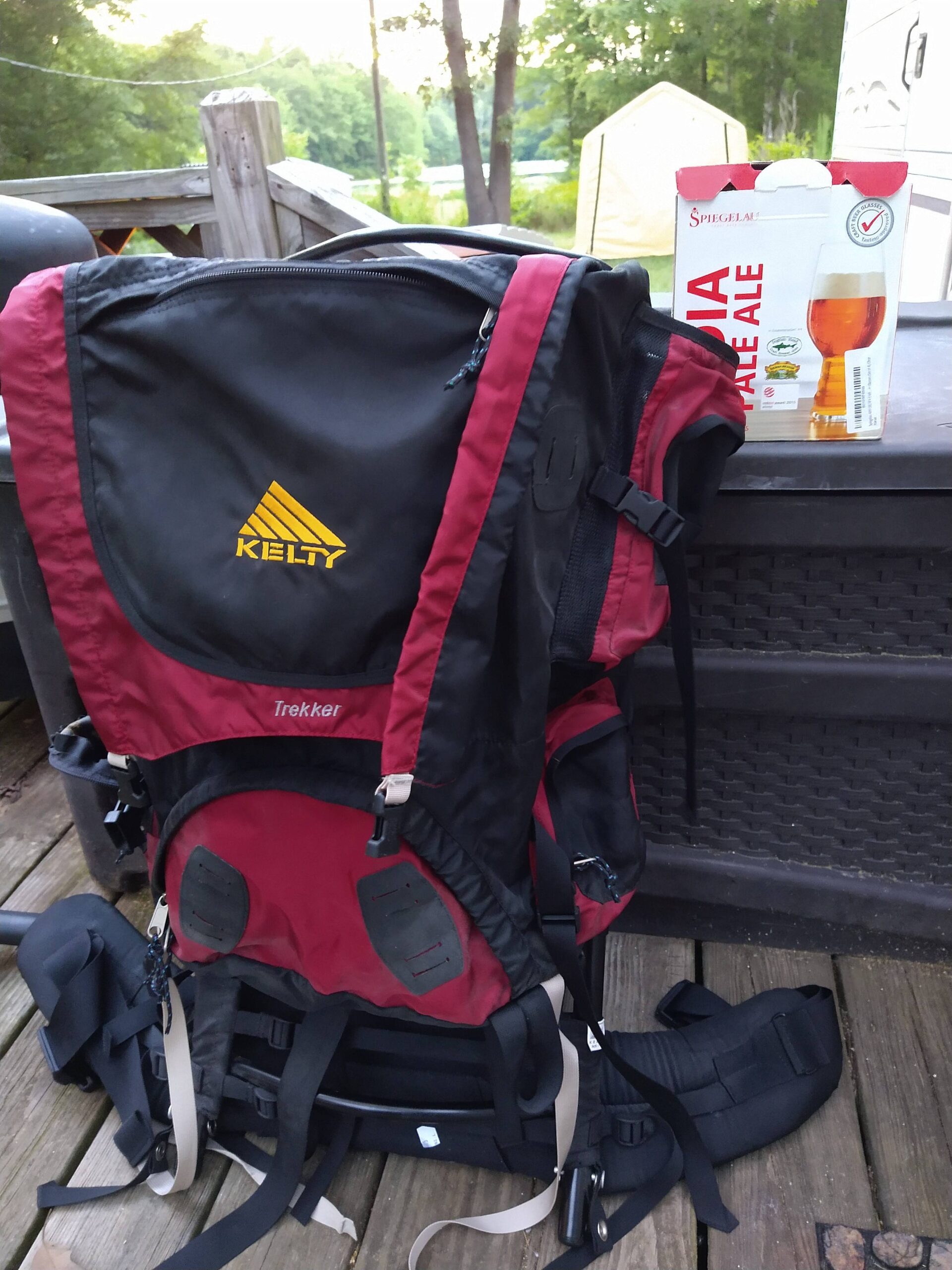 I havent been much since the stores started reopening but after finding the hat yesterday, I saw Goodwills parking lot almost empty and ran in to find these beer glasses and Kelty hiking pack for 3 and 7 respectively.