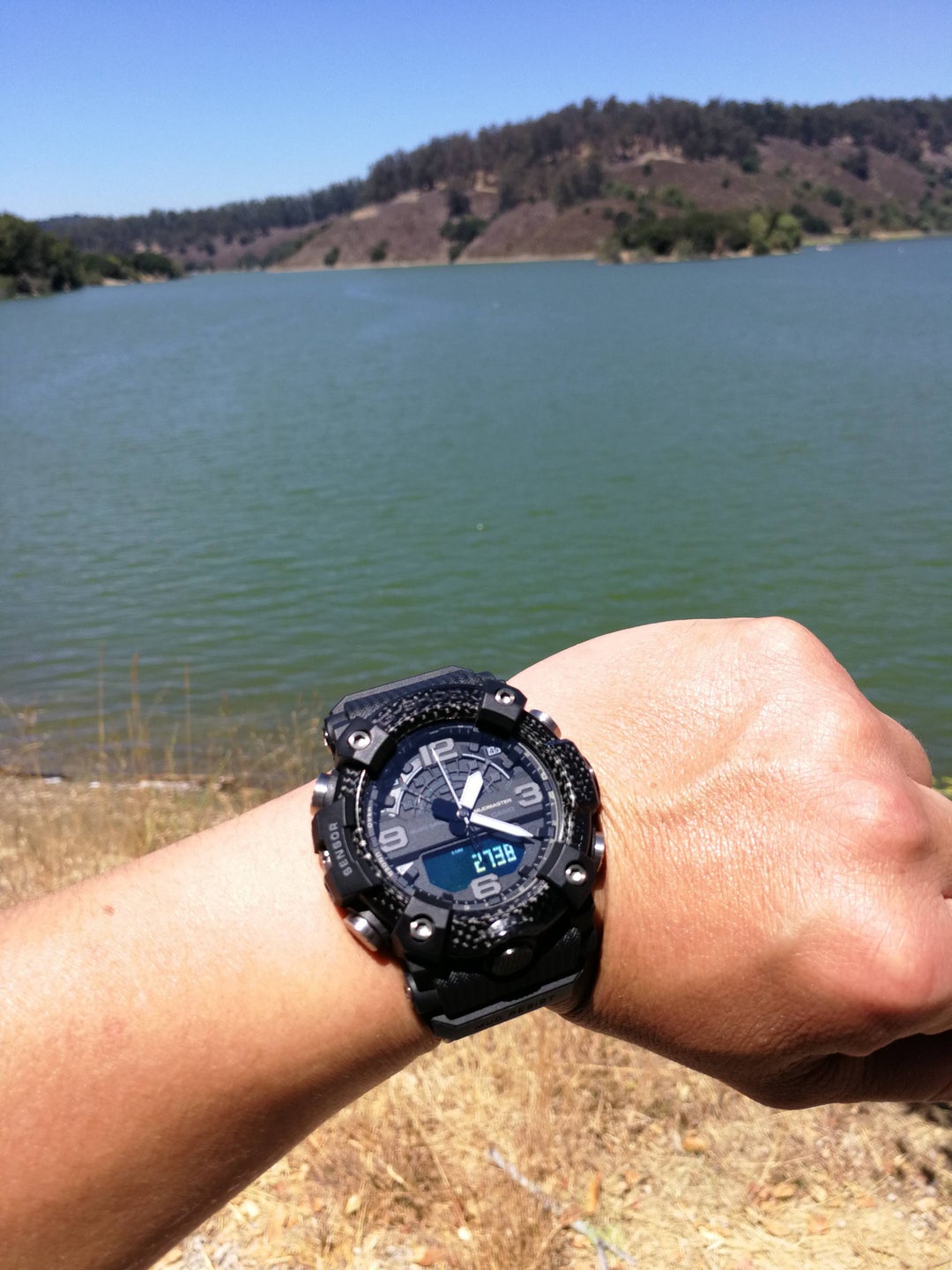 Hiking with the Carbon Fiber MudMaster GG-B100