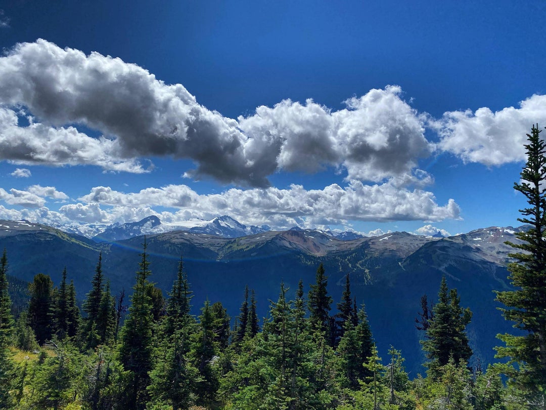 Alpine hiking in Blackcomb and Whistler